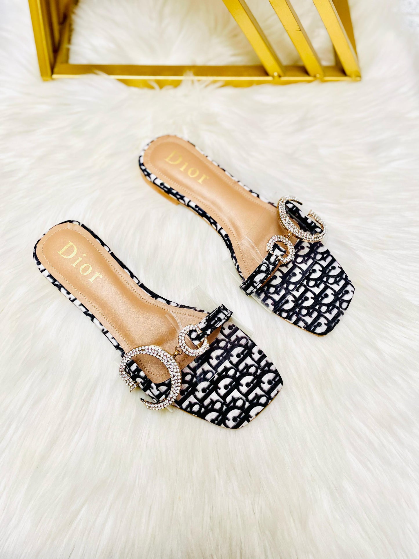 Luxury Monogram Tote & Matching Flats – Black & White