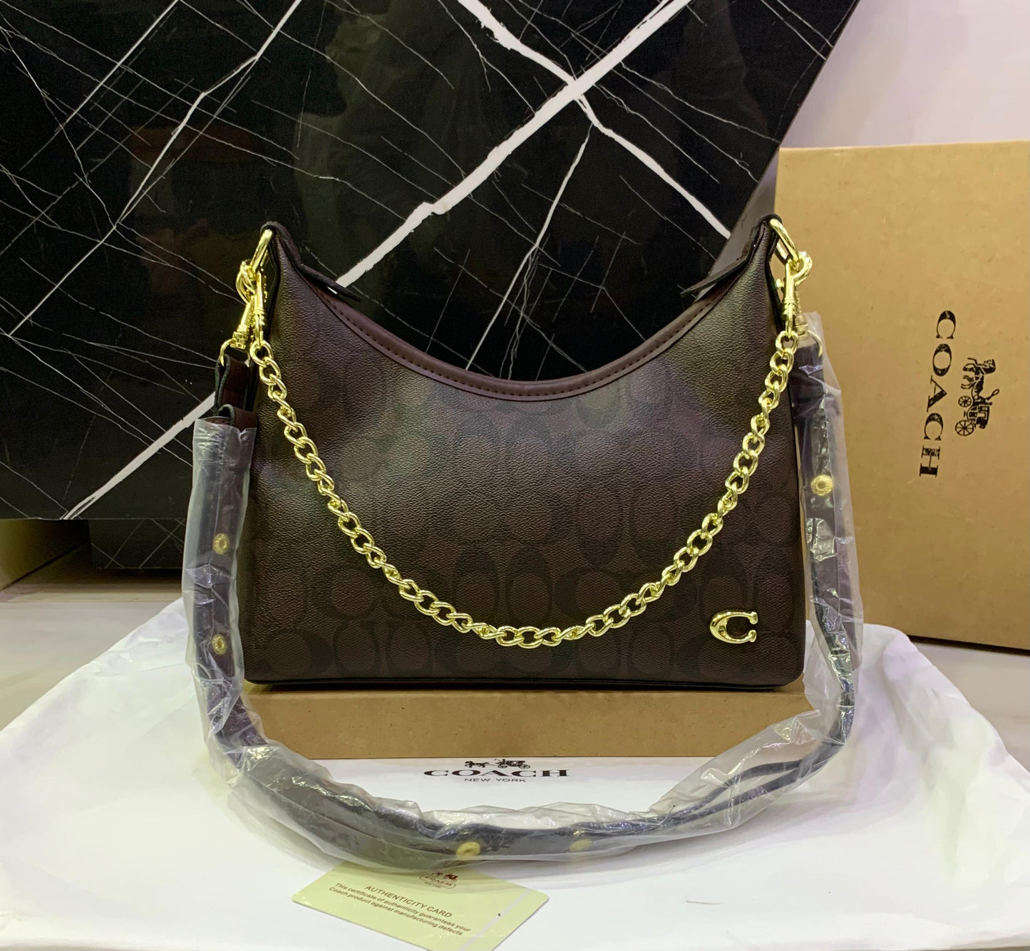 C0-ach Classic Chain Shoulder Bags – Elegant & Timeless
