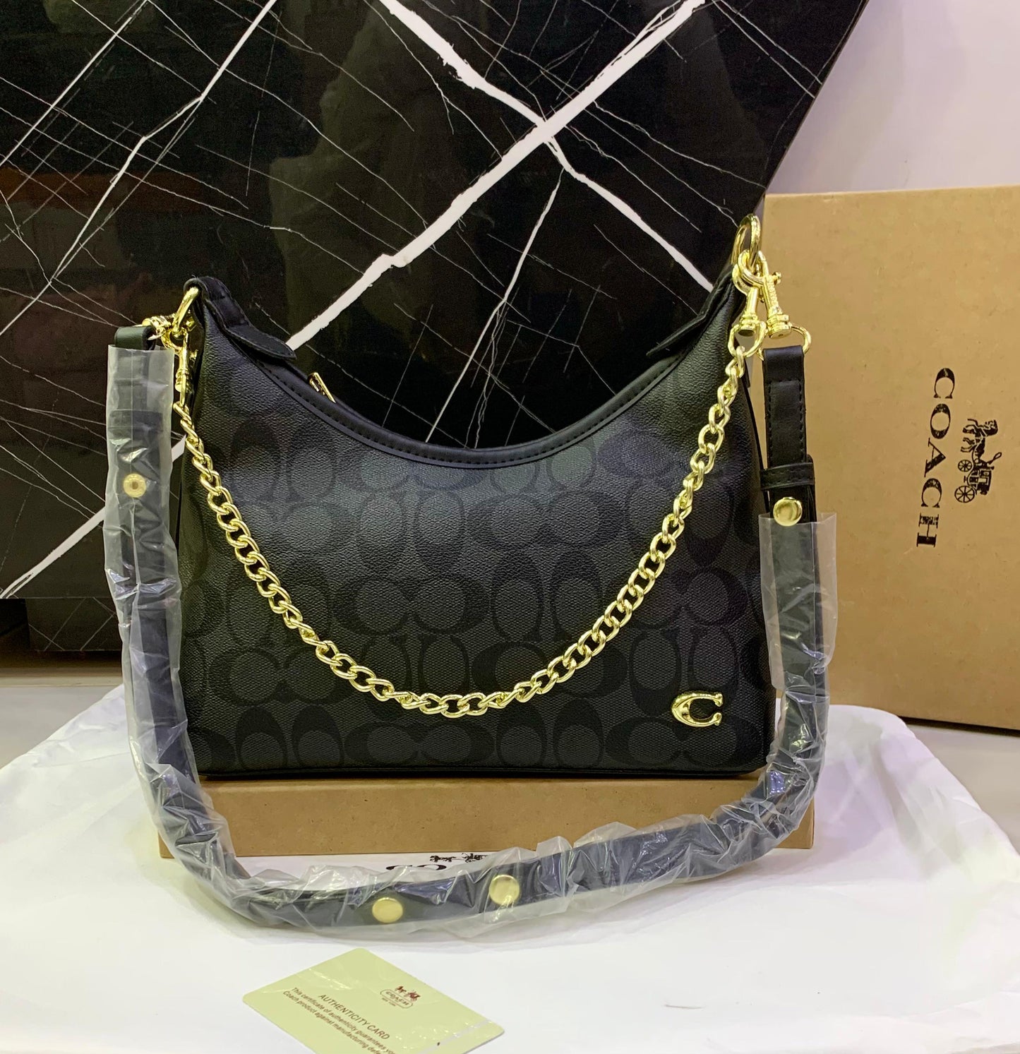 C0-ach Classic Chain Shoulder Bags – Elegant & Timeless